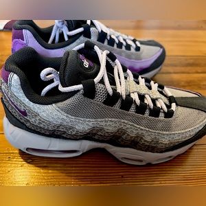 Women’s Nike Aimax 95 size 6.5